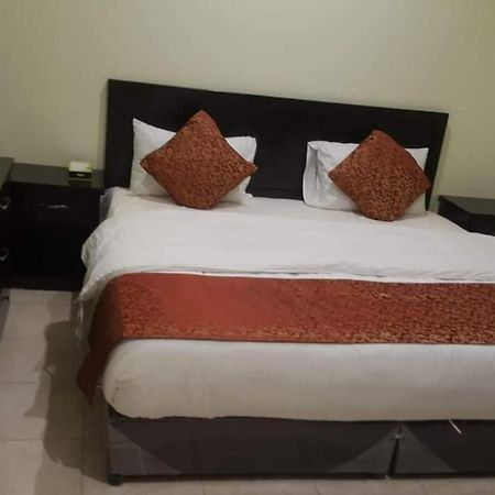 Al Eairy Apartments- Jazan 1 ภายนอก รูปภาพ